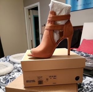 NIB Michael Kors Open Toe Booties